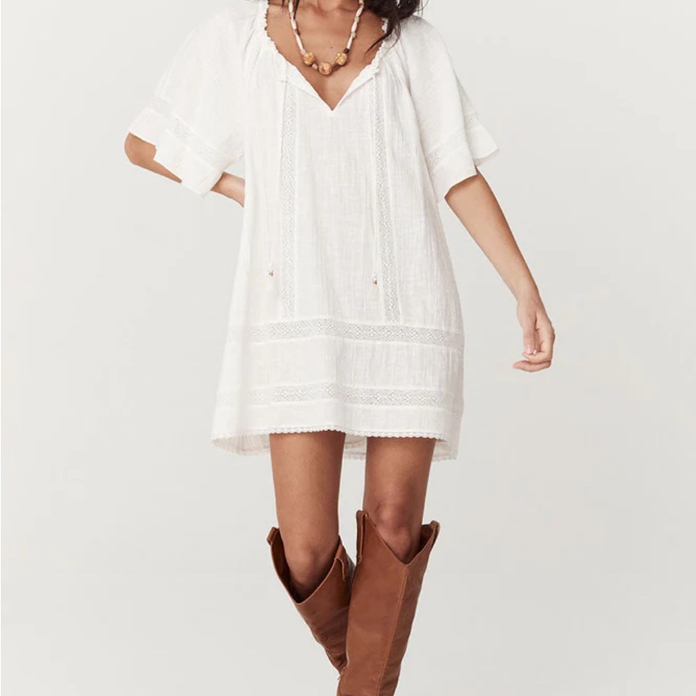 💥SALE!!💥 Spell Serendipity White Lace Mini Flutter Sleeve Sundress dress
